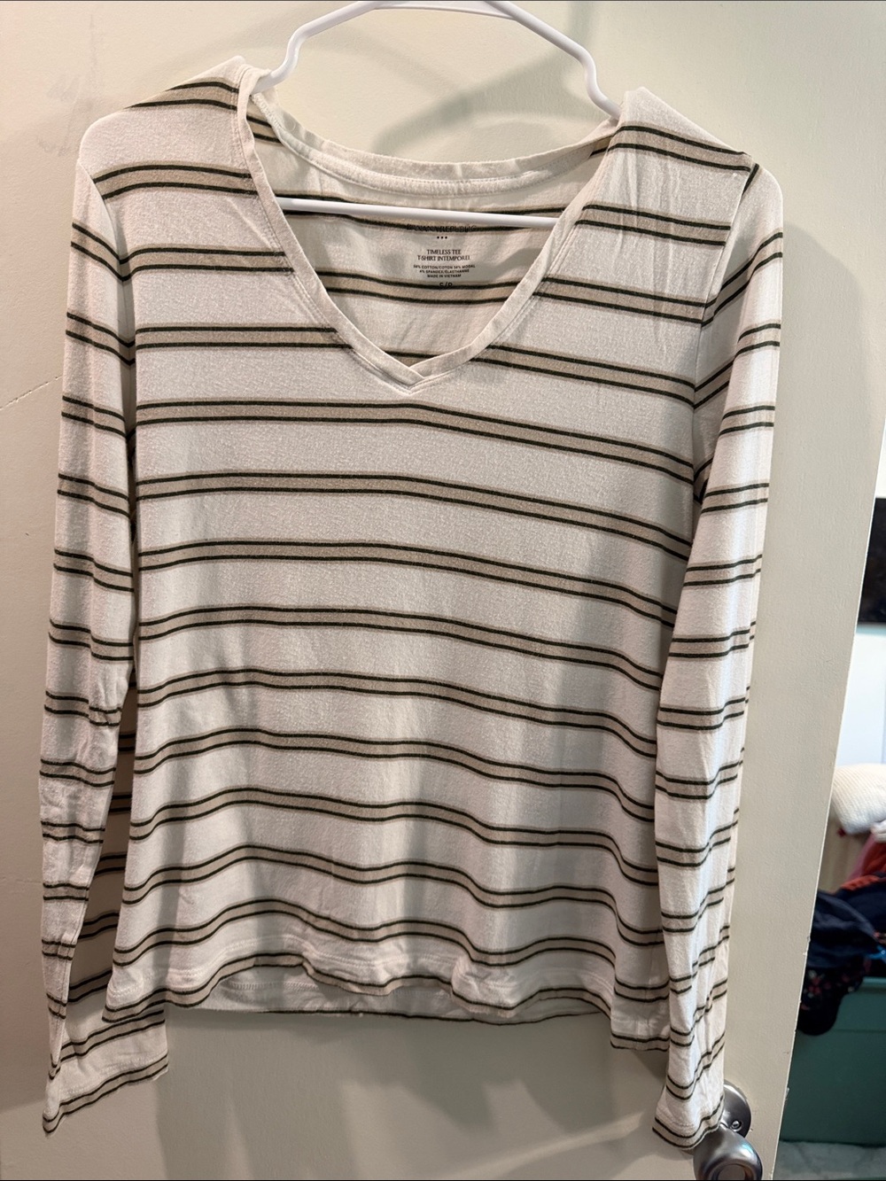 Banana Republic White Long-Sleeve V-Neck Top with Black Stripes